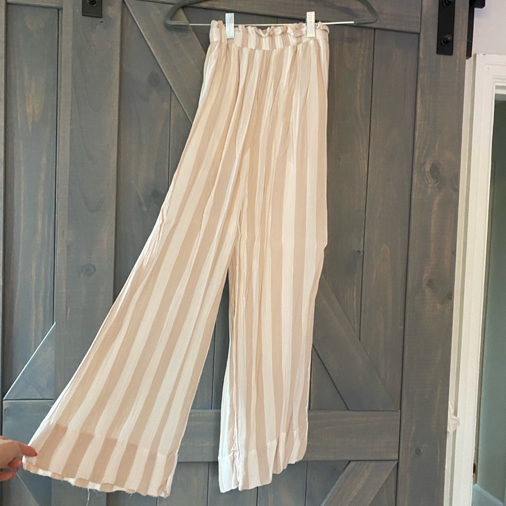 American Eagle Pink Stripe Flowy Pants